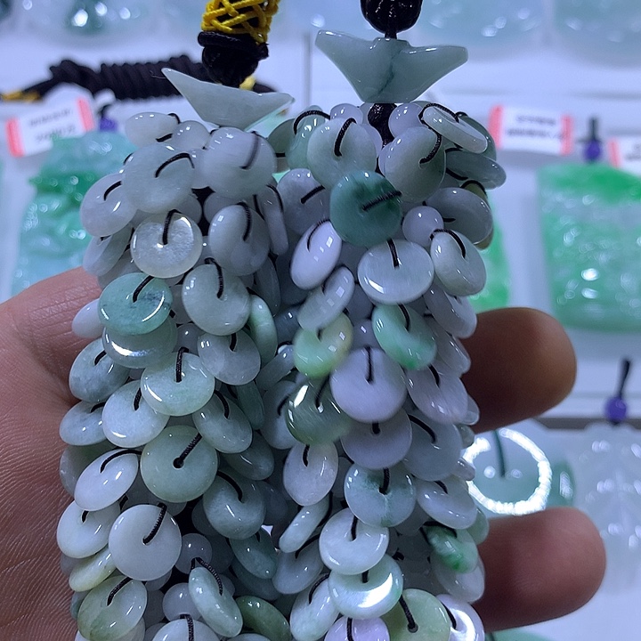 翡翠未镶嵌颈饰天然翡翠A货车挂多样性发货发其一