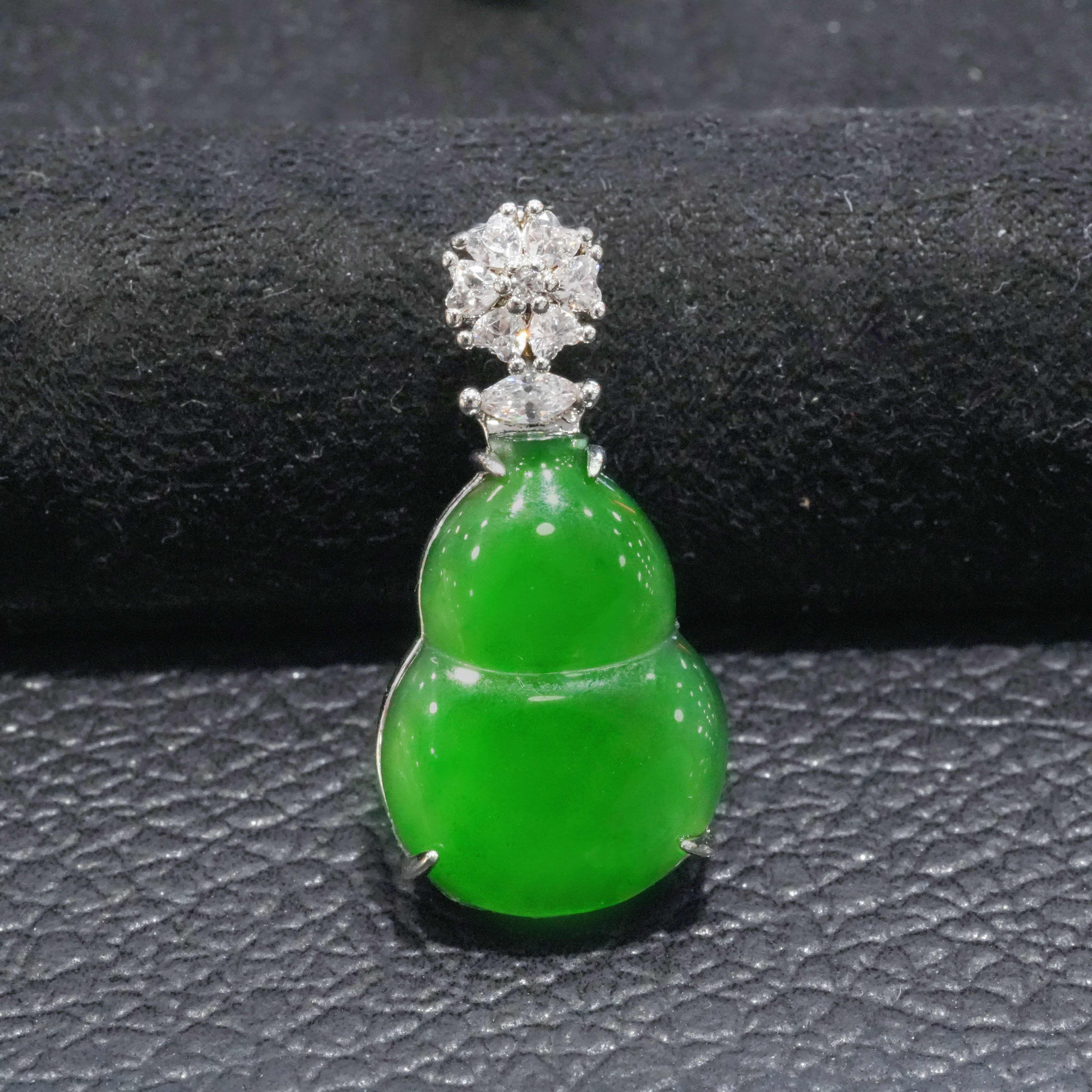 天然A货翡翠葫芦吊坠多样性发气质绿色满绿满色镶嵌坠链精美挂坠