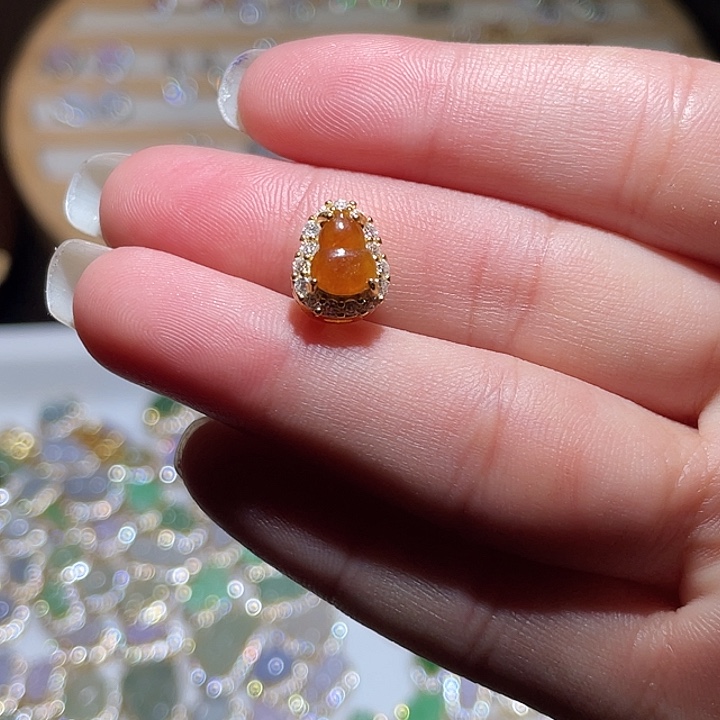 翡翠银S925镶嵌颈饰翡翠