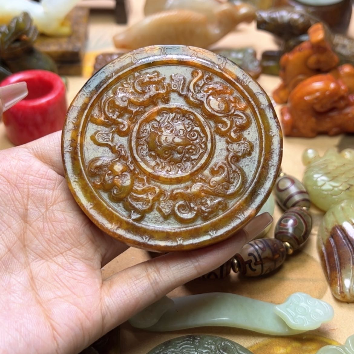 【闪购商品】蛇纹石玉颈饰未镶嵌