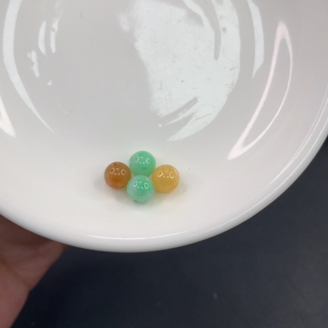 翡翠散珠翡翠散珠DIY手串多样性自发