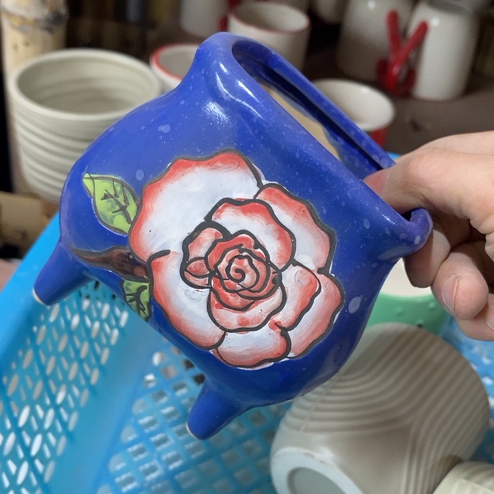 陶盆有孔 瑕疵针孔漏釉介意勿拍外口 8*6外高10