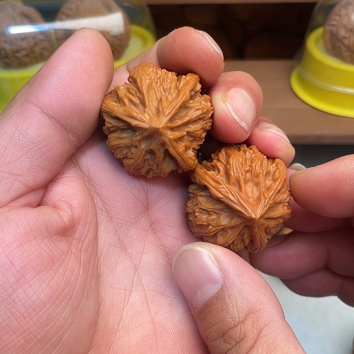 猫***丶文玩核桃吊坠文山