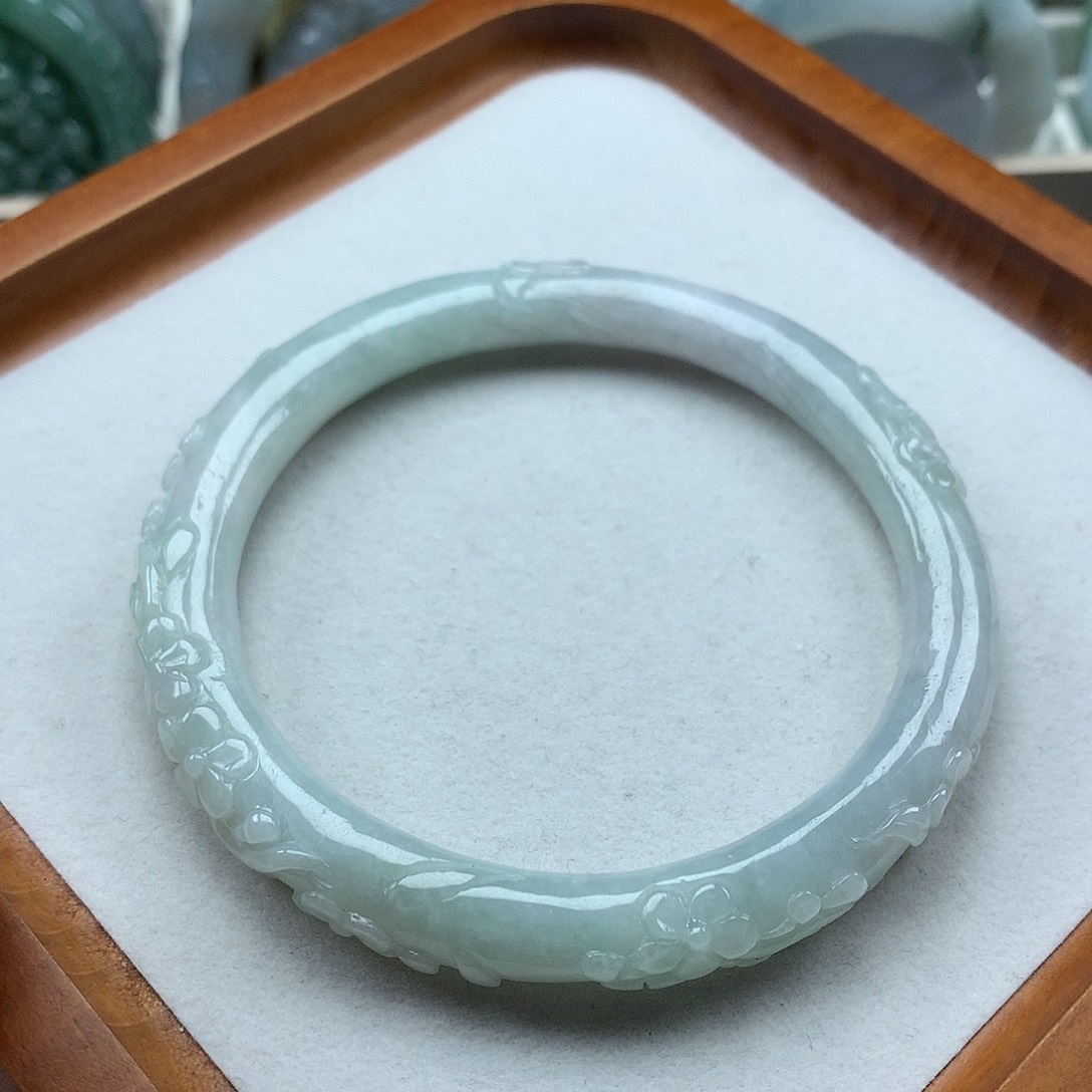 翡翠未镶嵌手镯复古风格63.4