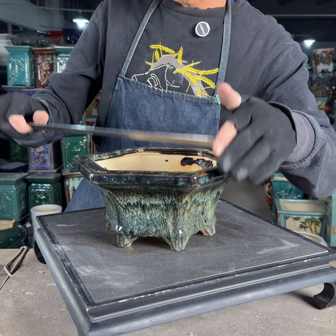 一风堂石湾花盆。