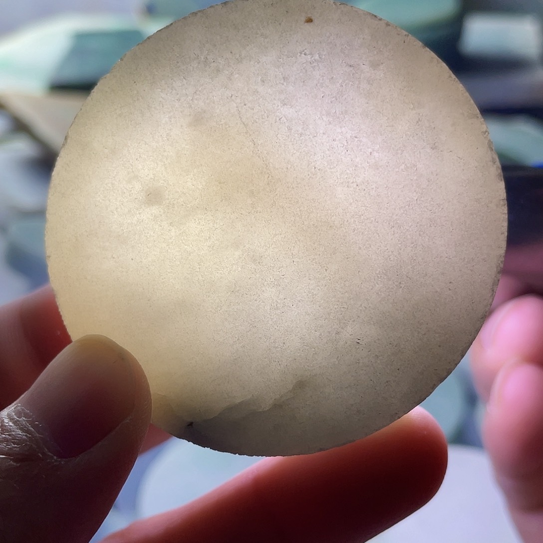 翡翠颈饰未镶嵌毛料34