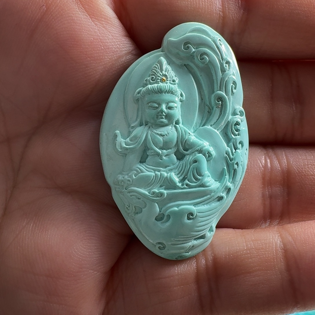 绿松石未镶嵌颈饰