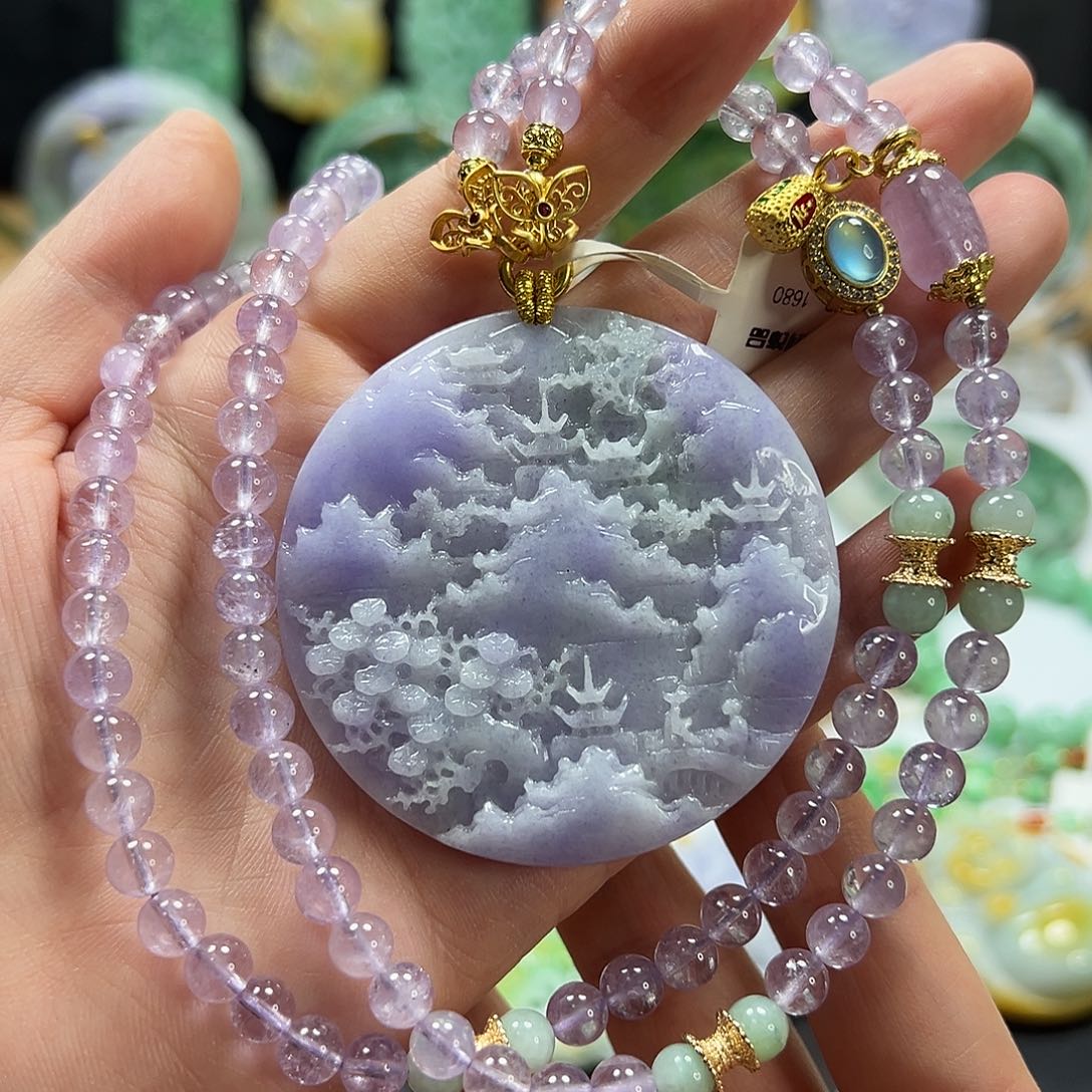 翡翠未镶嵌颈饰吊坠