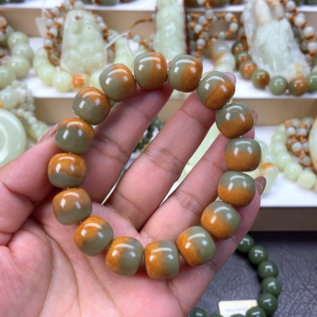 透闪石质玉手串未镶嵌平*