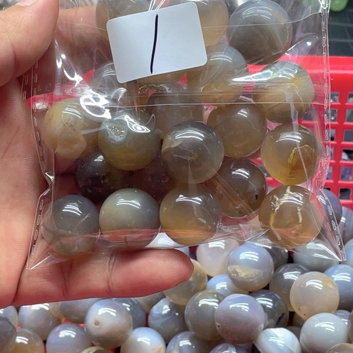 噢***耶水晶未镶嵌大型摆件（非配饰）