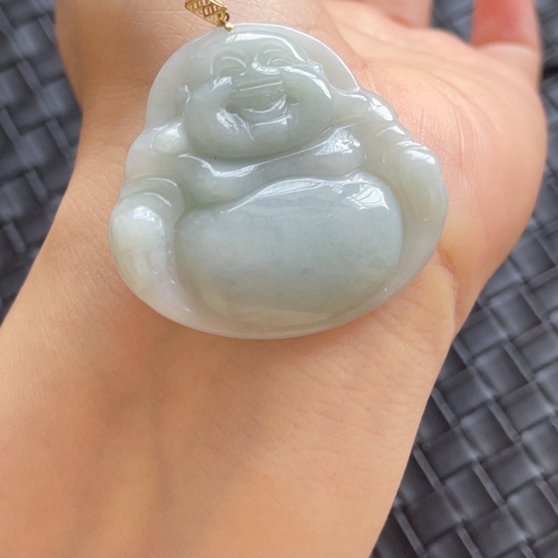 翡翠颈饰18K金镶嵌佛