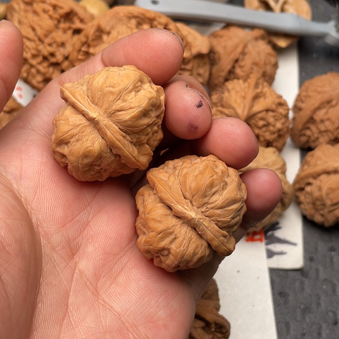 文玩核桃吊坠x**v蛤蟆