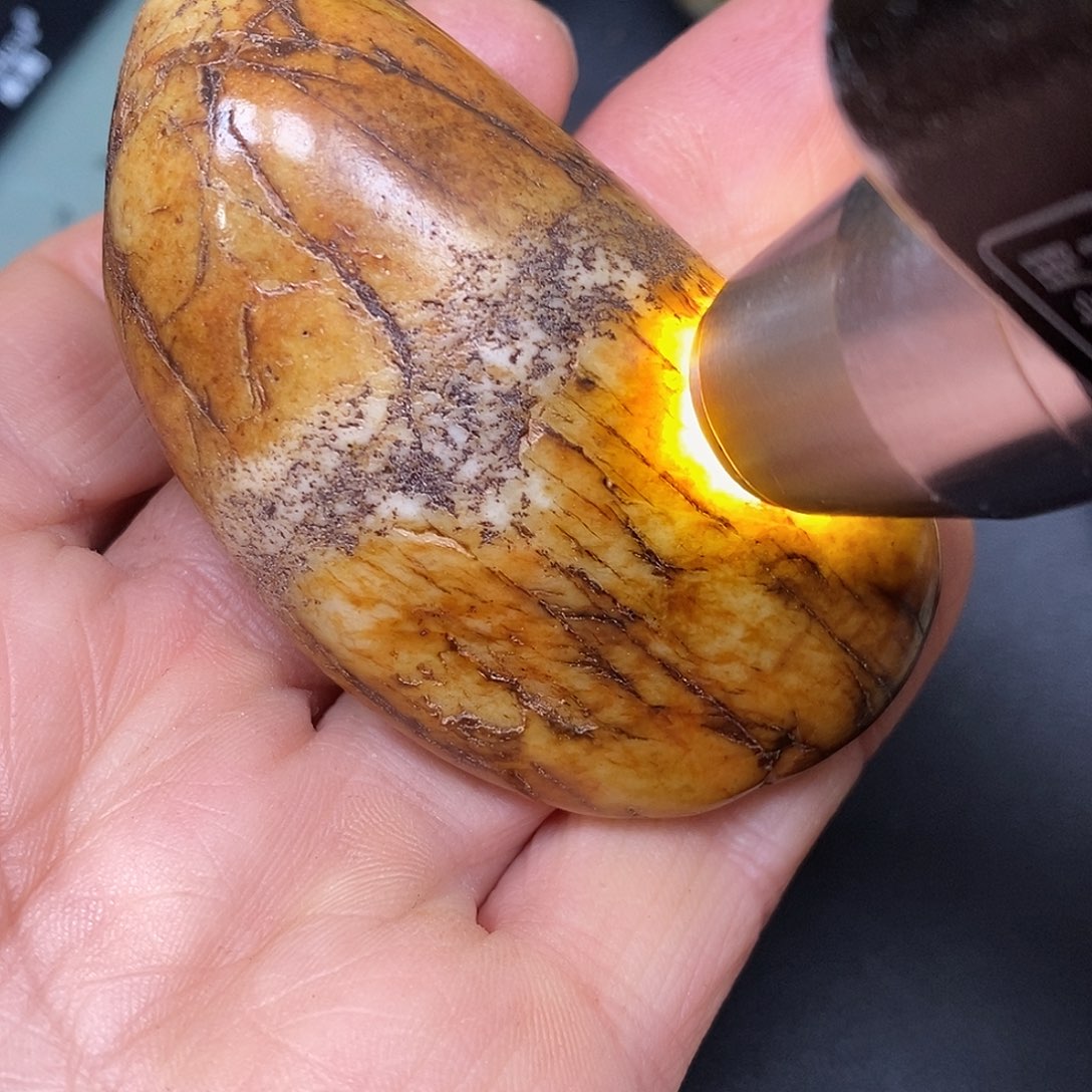 和田玉未镶嵌珠宝奇石