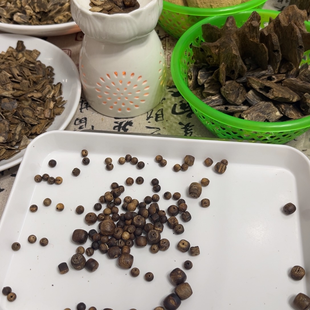 沉香沉香碎屑沉香奇楠原材料