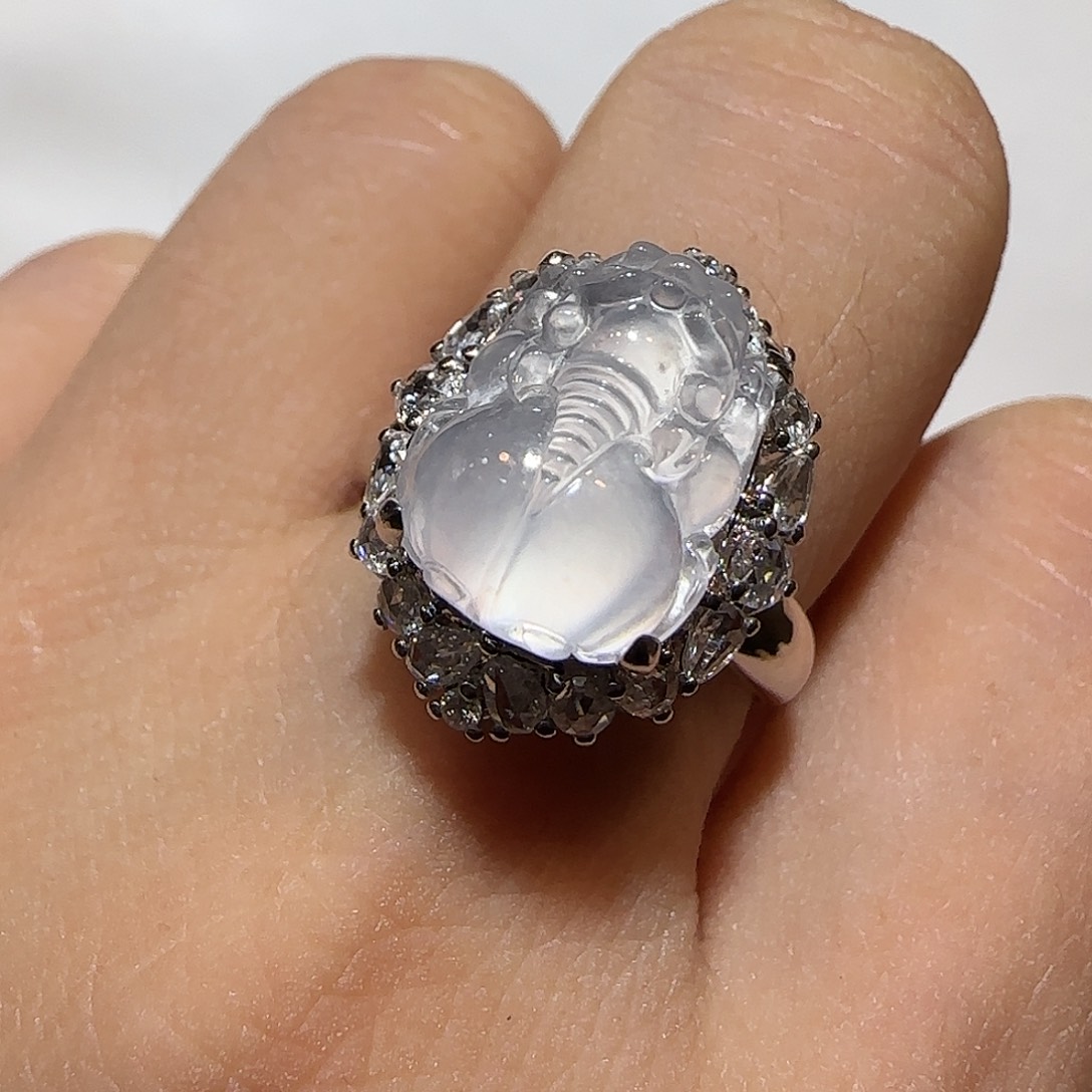 翡翠18K金镶嵌戒指貔貅