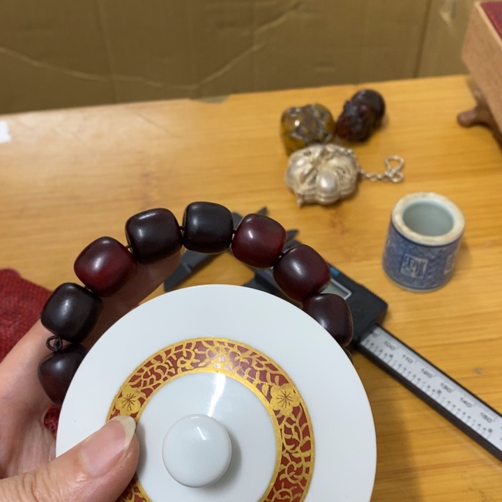 瓷片哈中古工艺品一件