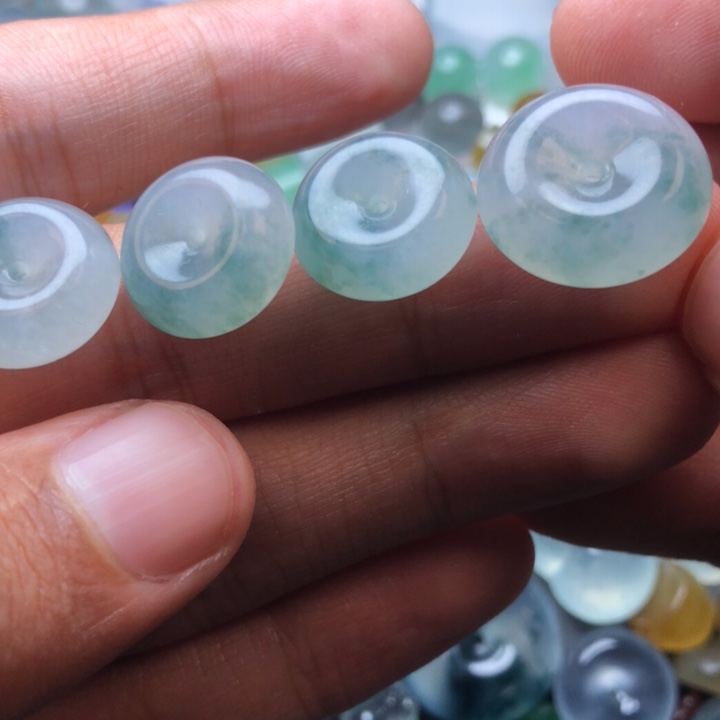 未镶嵌定制翡翠挂件