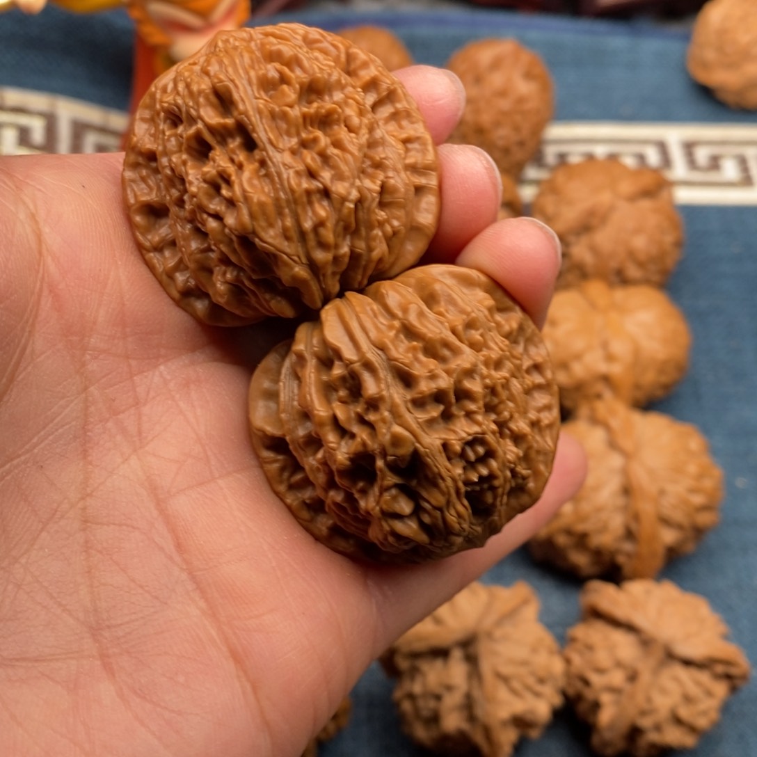 文玩核桃把件38平谷楼