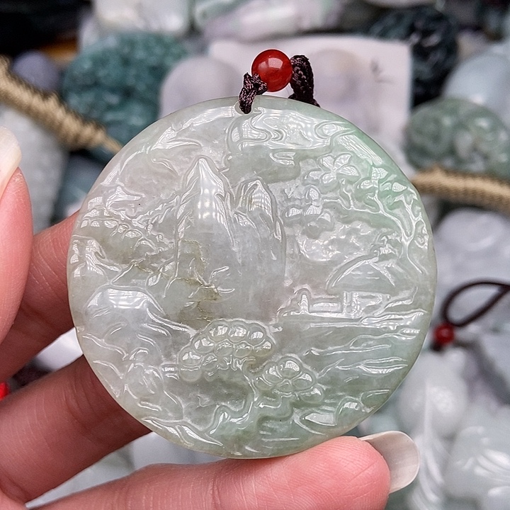 颈饰未镶嵌翡翠翡翠