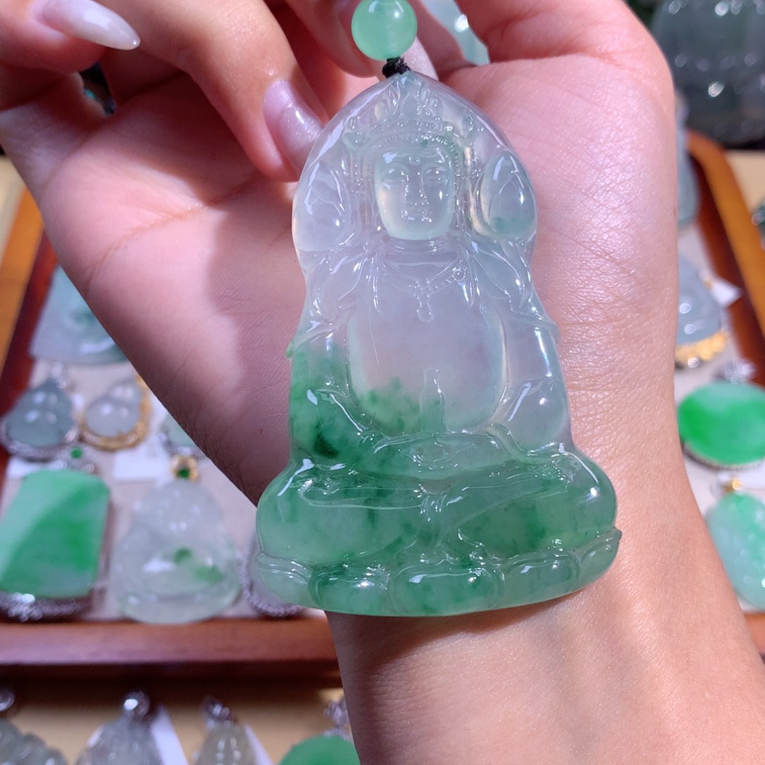 翡翠吊坠(不含链)18K金镶嵌