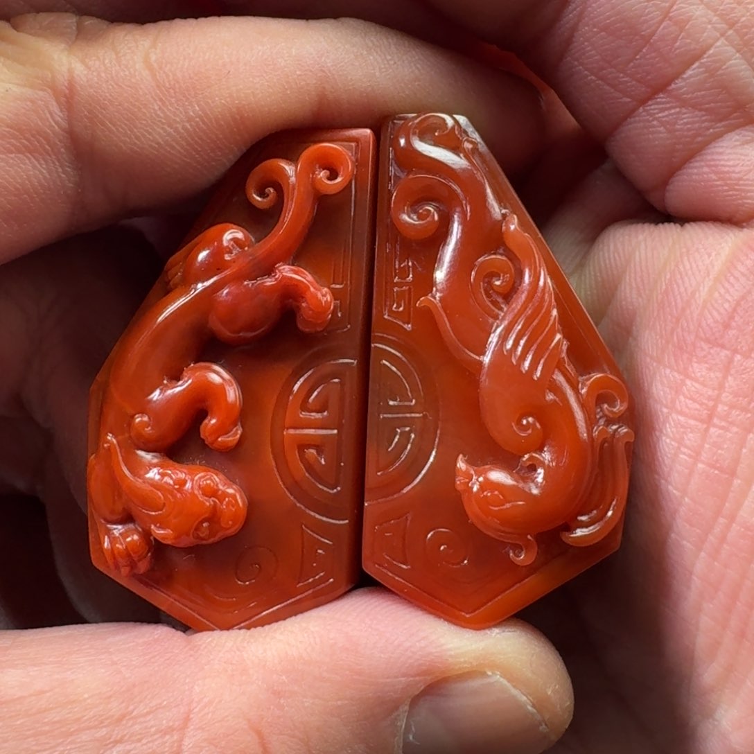 南红玛瑙龙凤呈祥吊坠套装未镶嵌