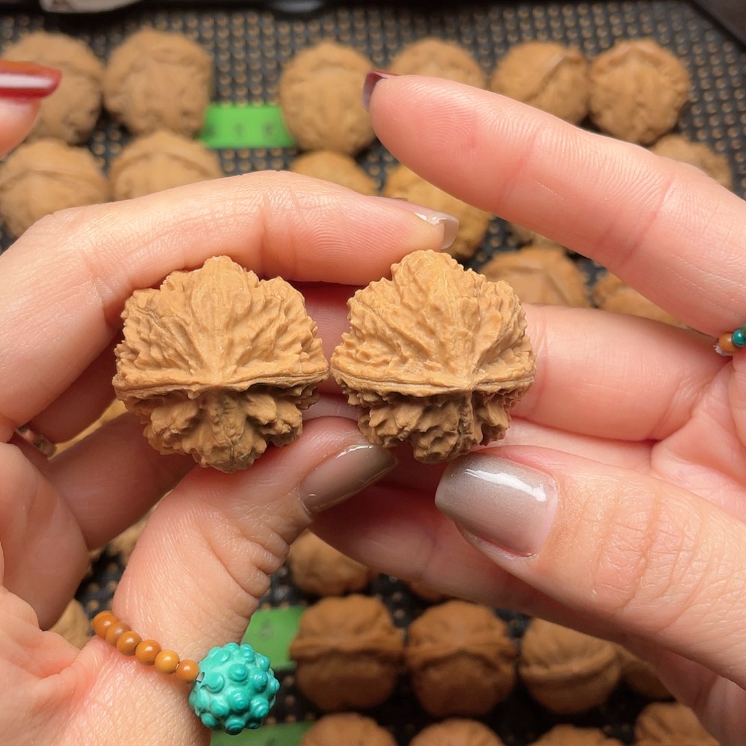 文玩核桃吊坠29尺全品粗筋