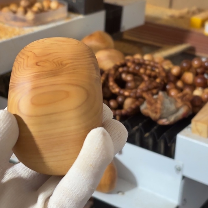 人***味柏木随行手把一个黑油