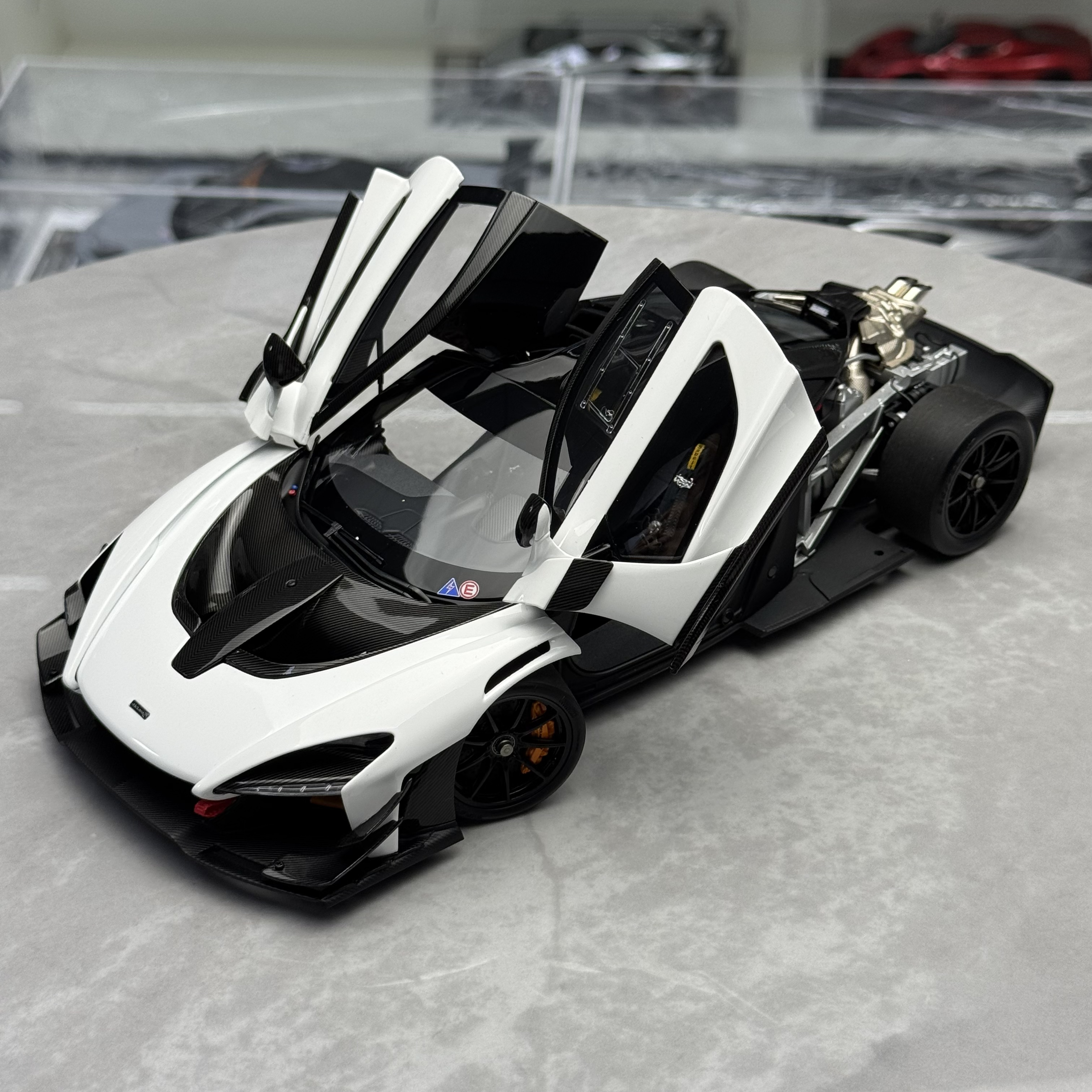 现货 LCD 1:18 迈凯伦 塞纳Senna GTR McLaren合金全开汽车模型