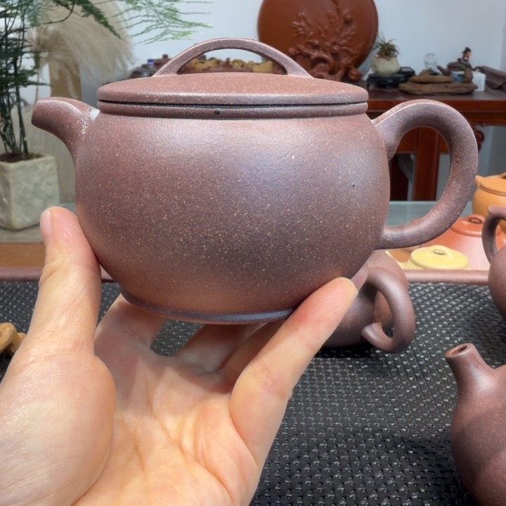紫砂茶壶底槽清汉瓦250cc特价