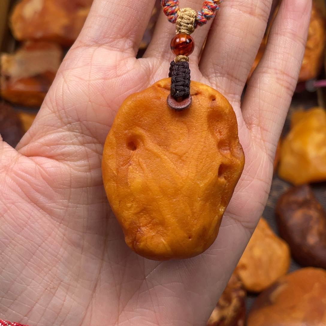 琥珀未镶嵌珠宝奇石