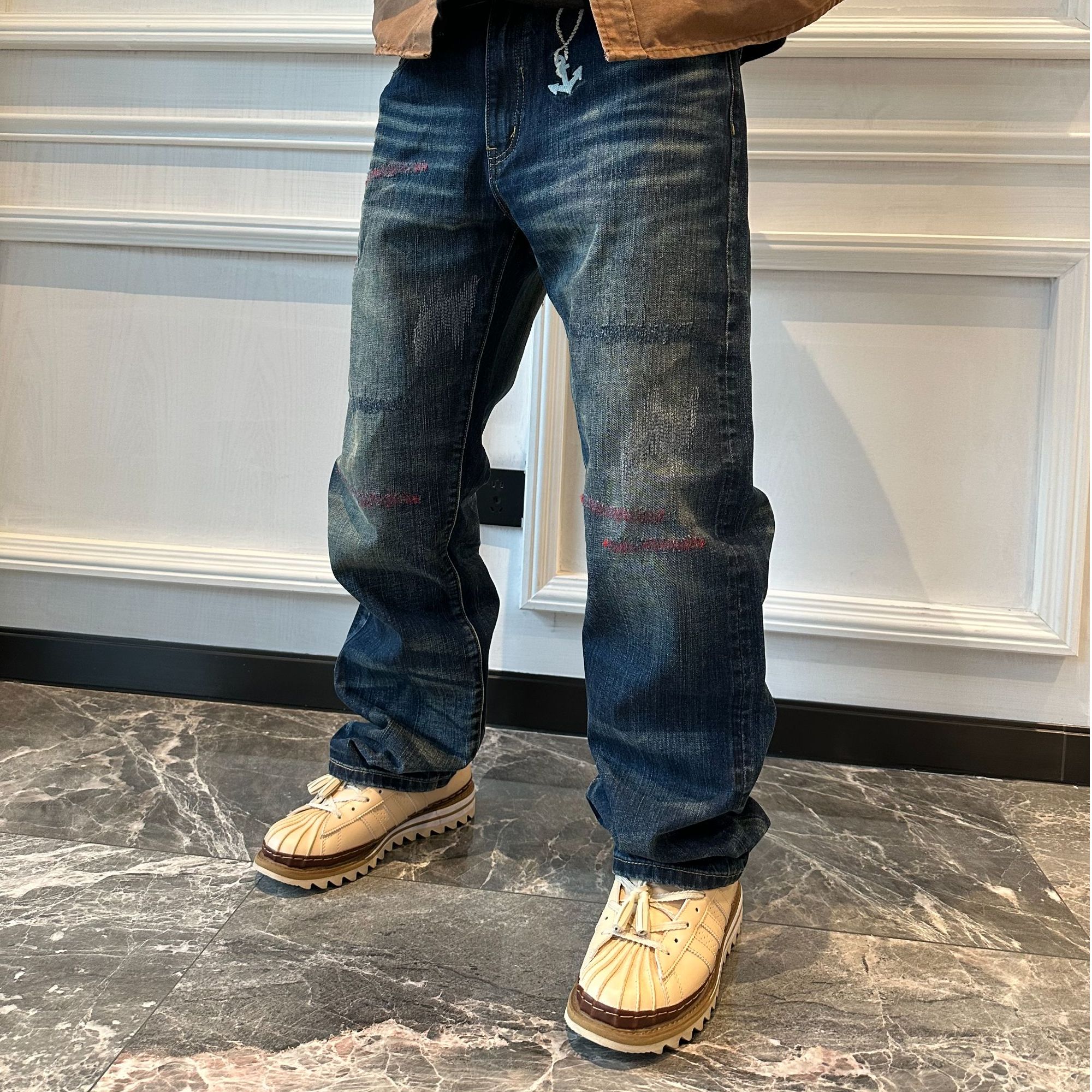 NBHD风格09牛王船锚红刀割破坏牛仔裤 