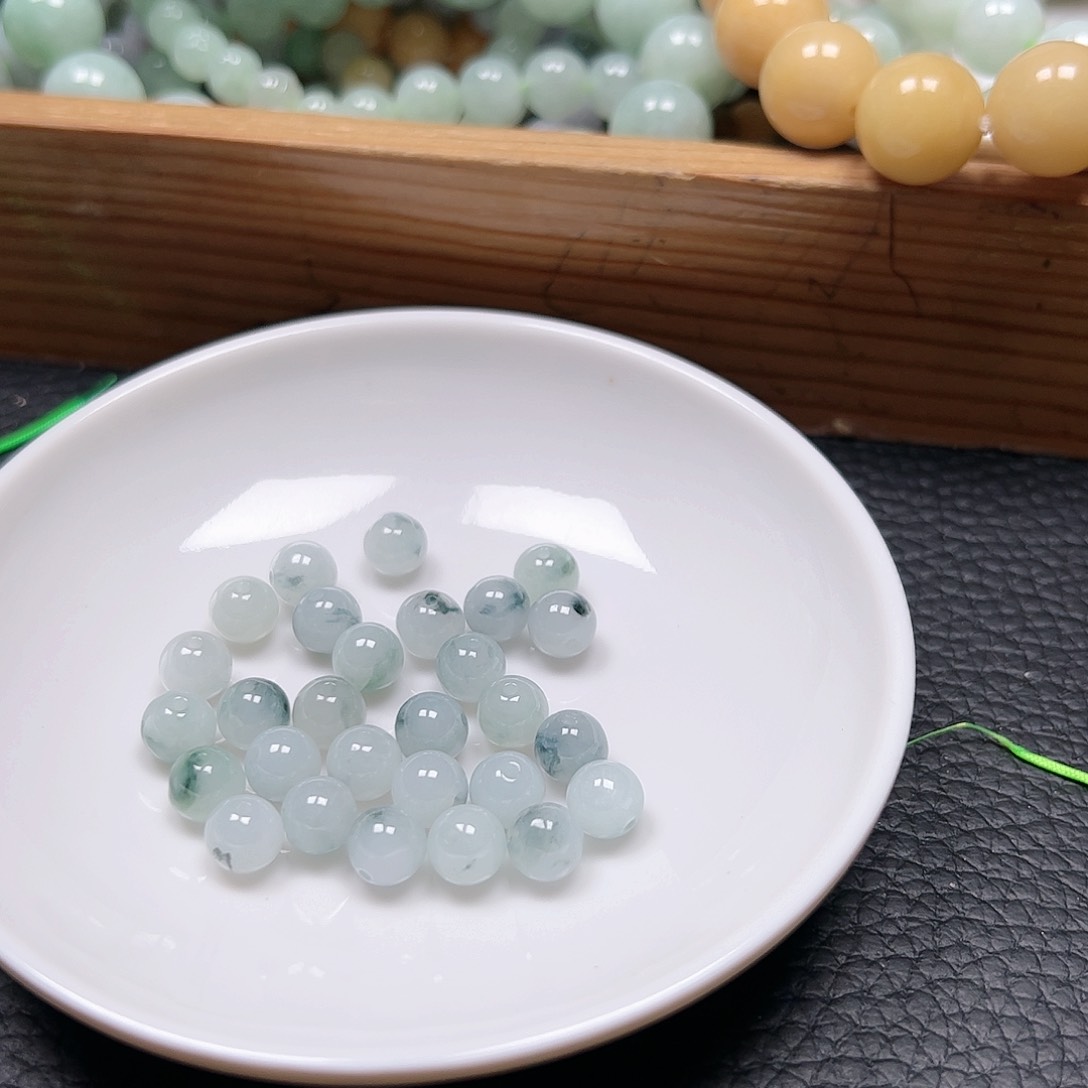 【闪购商品】未镶嵌手链翡翠1****卡7