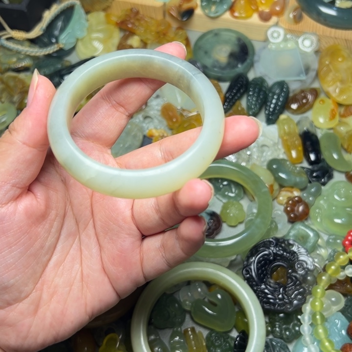 蛇纹石玉未镶嵌岫玉 吊坠 特价不退不换