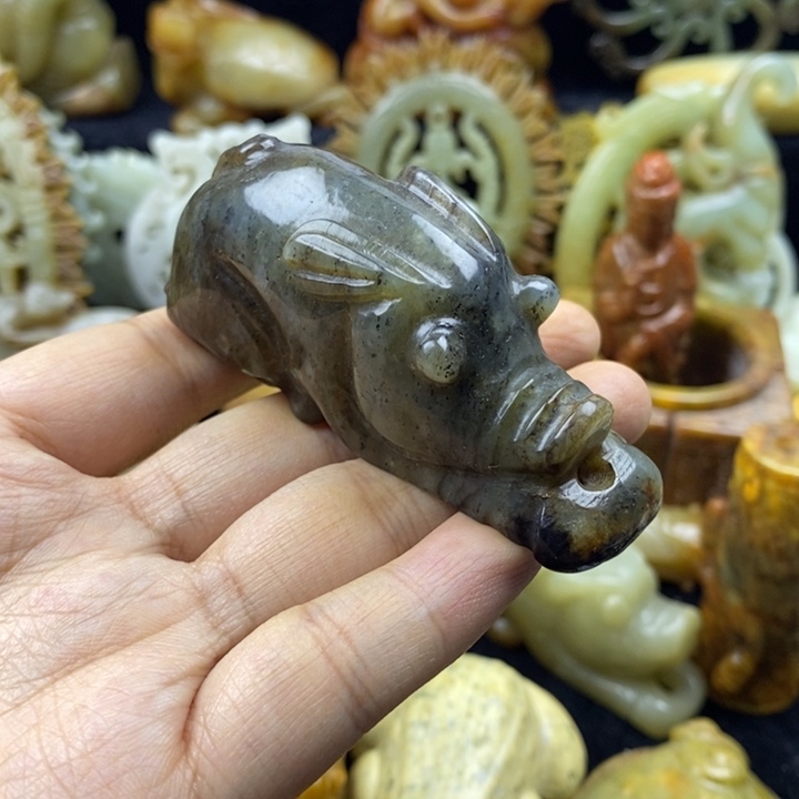 和田玉颈饰未镶嵌90