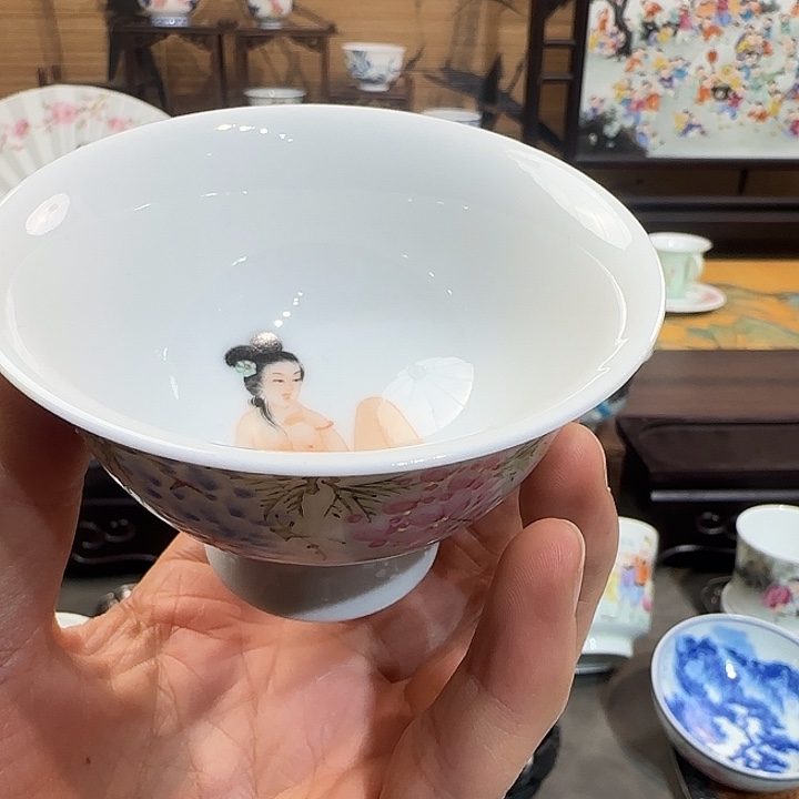 S***g福利景德镇陶瓷艺术品