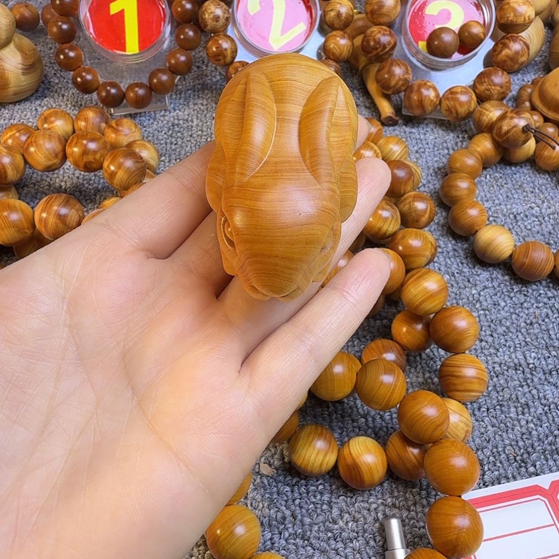崖柏太行崖柏手把件一个