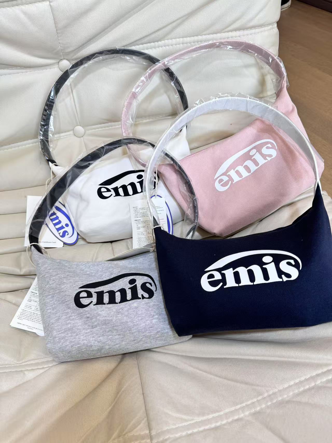 【腋下包】韩版字母织物面褶皱流浪单肩通勤腋下轻便质感高级小包