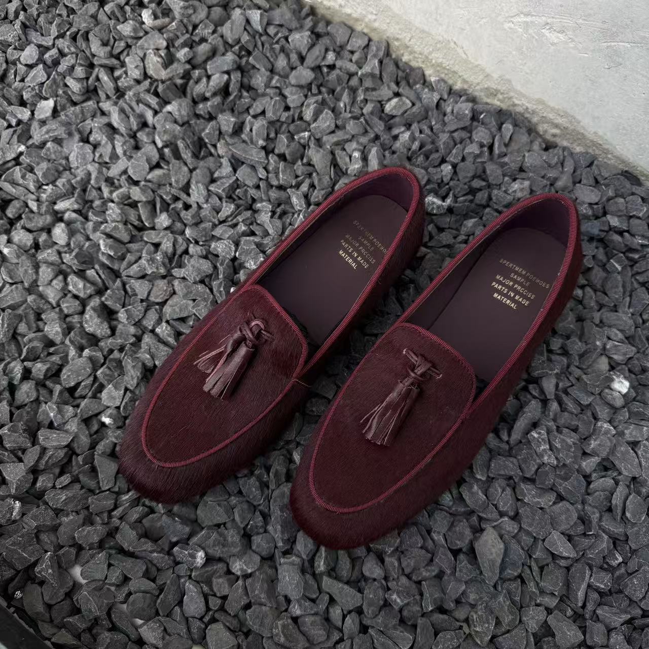 26早春新款马毛流苏一脚蹬乐福鞋红色百搭透气平底