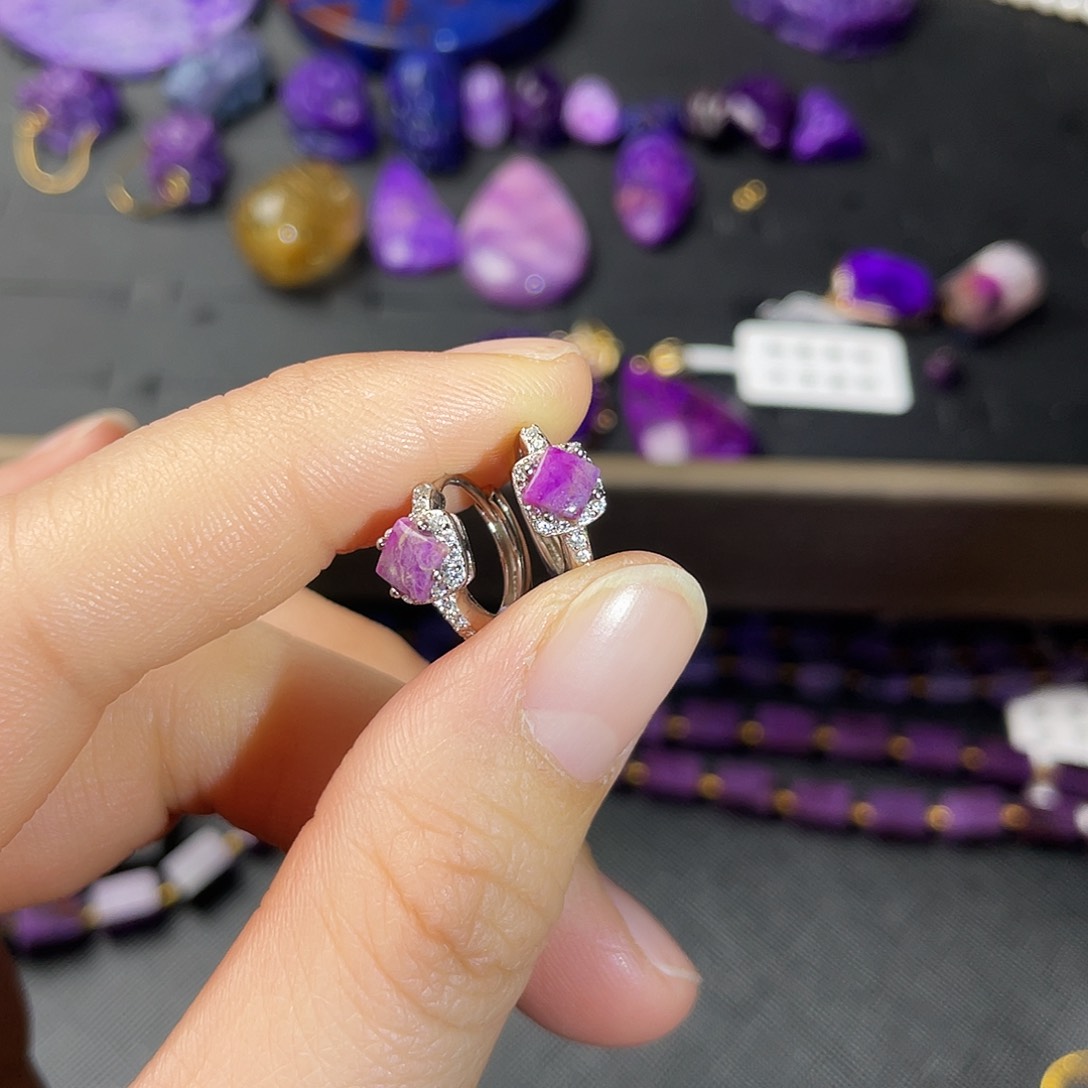 苏纪石（舒俱来）耳扣银S925镶嵌