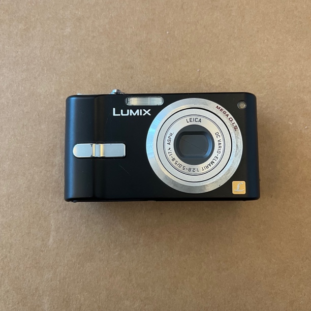 95新 Panasonic/松下 Fx10 三谷 600万像素 no质量问题no退换