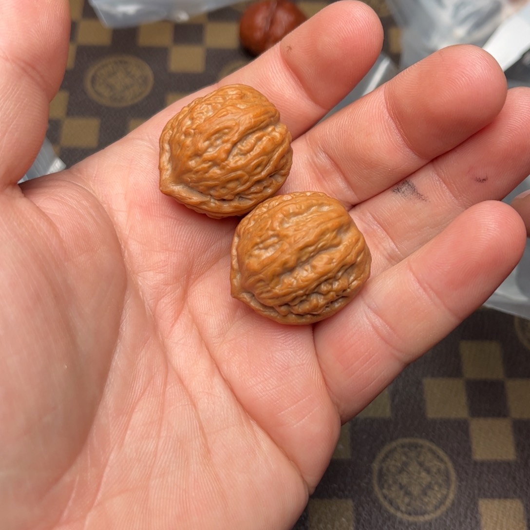 文玩核桃把件38000000000