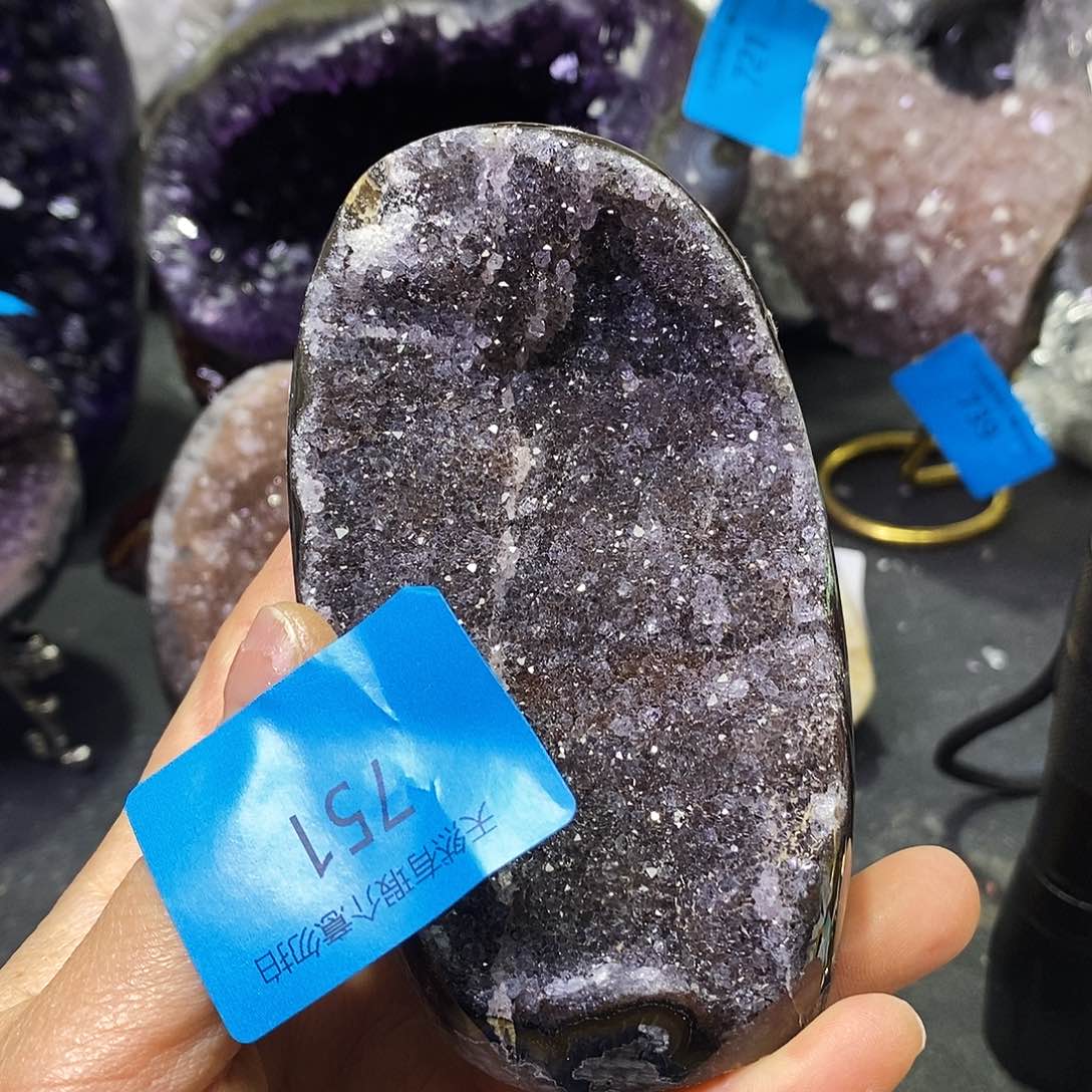 水晶大型摆件（非配饰）未镶嵌