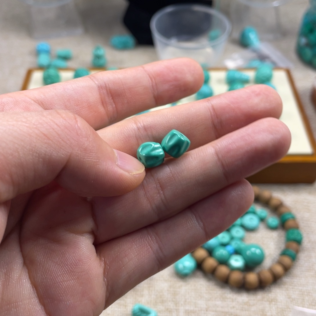 丹***丹原生态湖北矿小配饰，直径8