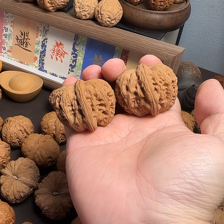 吊坠文玩核桃43练手元宝黄尖福利，不退不换