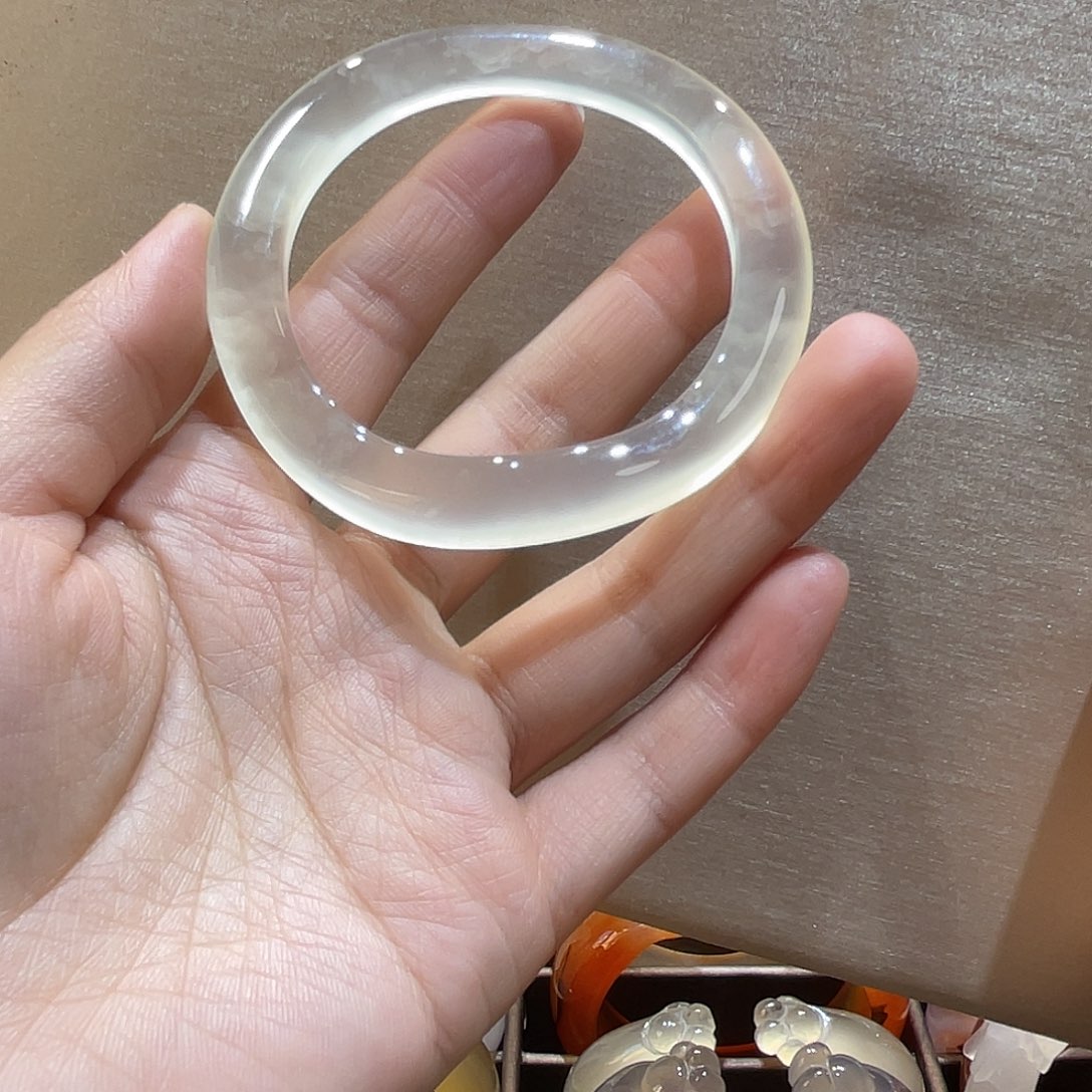 玛瑙/玉髓未镶嵌手镯