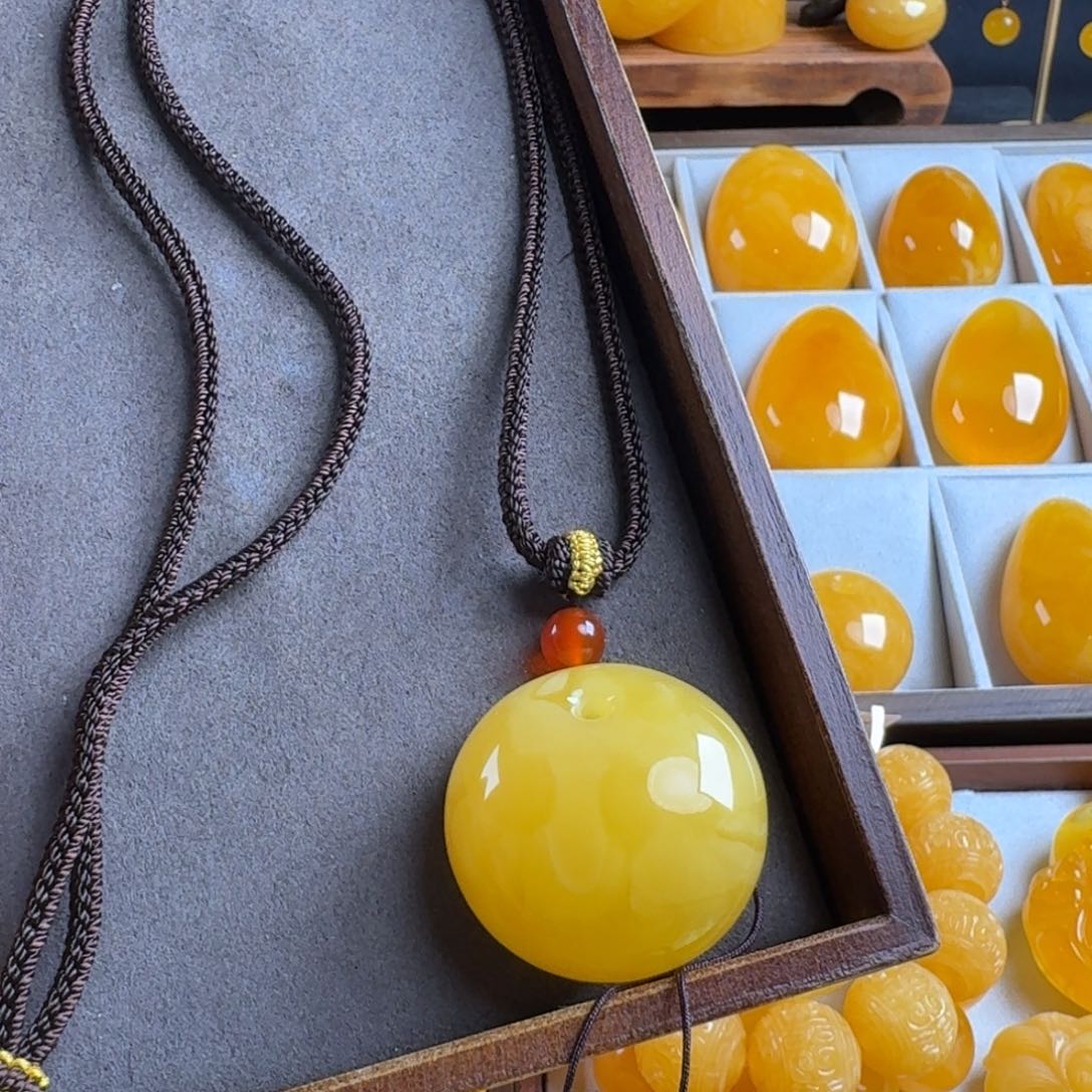 蜜蜡毛衣链未镶嵌