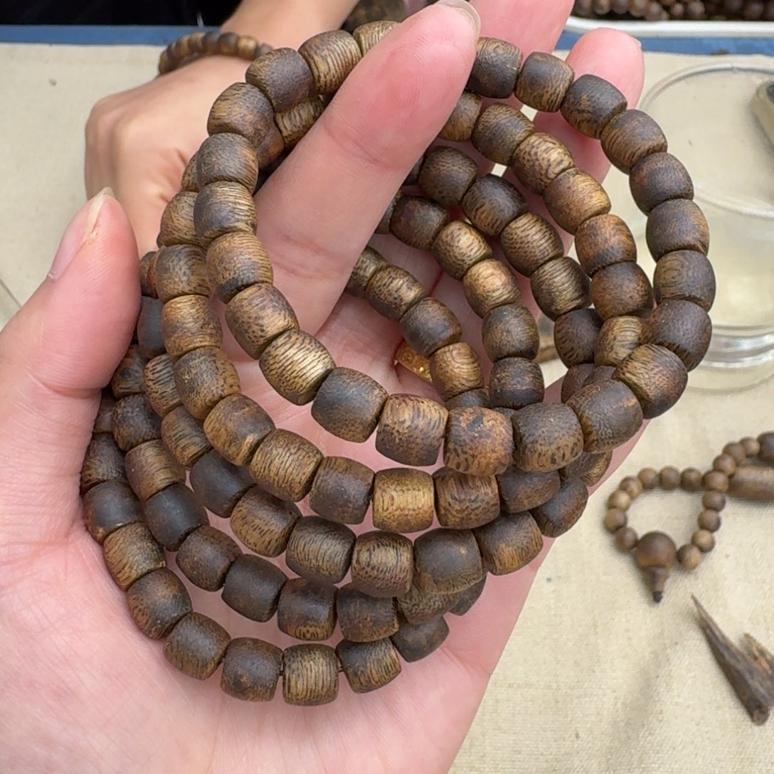 沉香手串绿奇楠沉香单圈约0.8多样性发一条