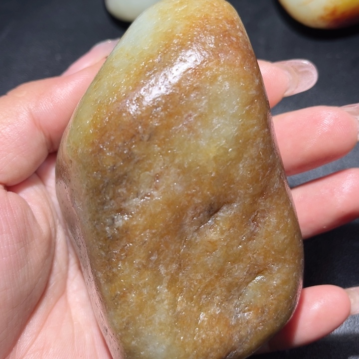 和田玉未镶嵌珠宝奇石