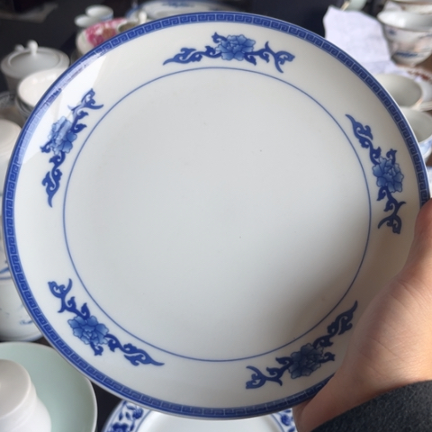 其他瓷8寸盘一个陶瓷