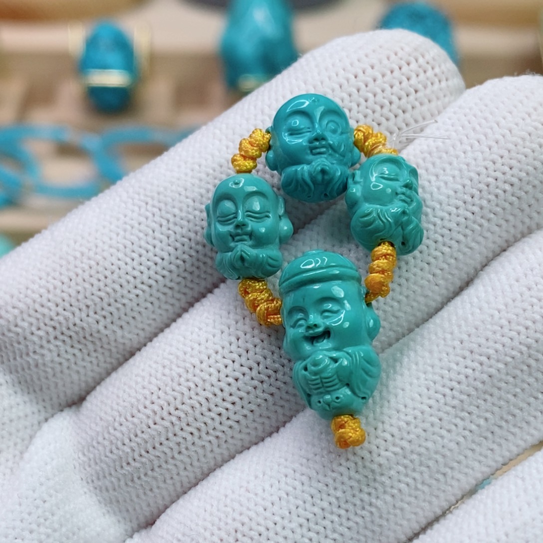 绿松石未镶嵌珠宝奇石